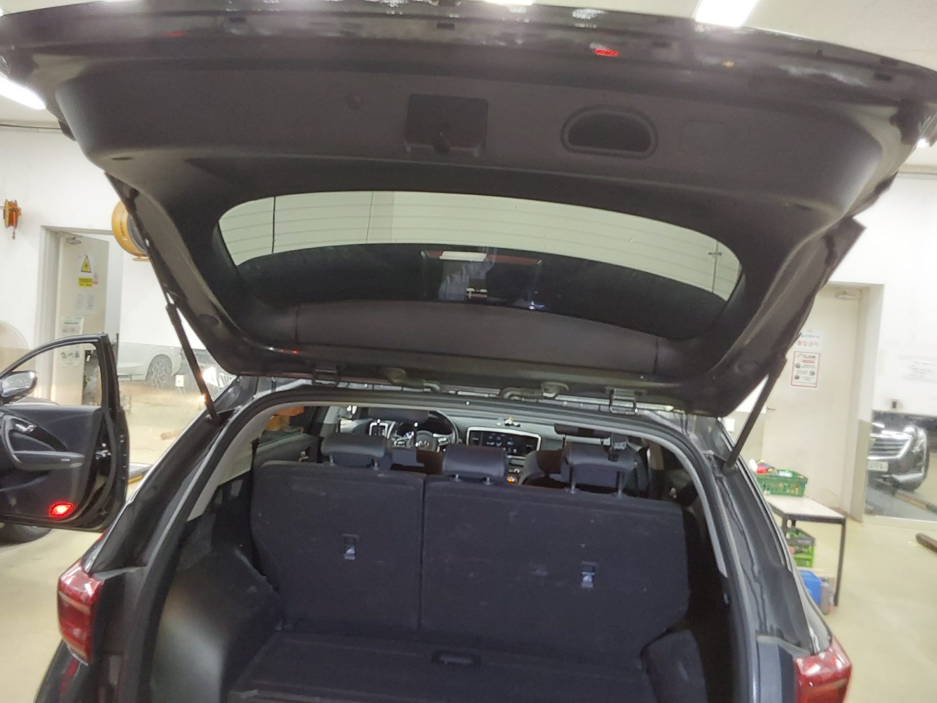 2021 - kia sportage