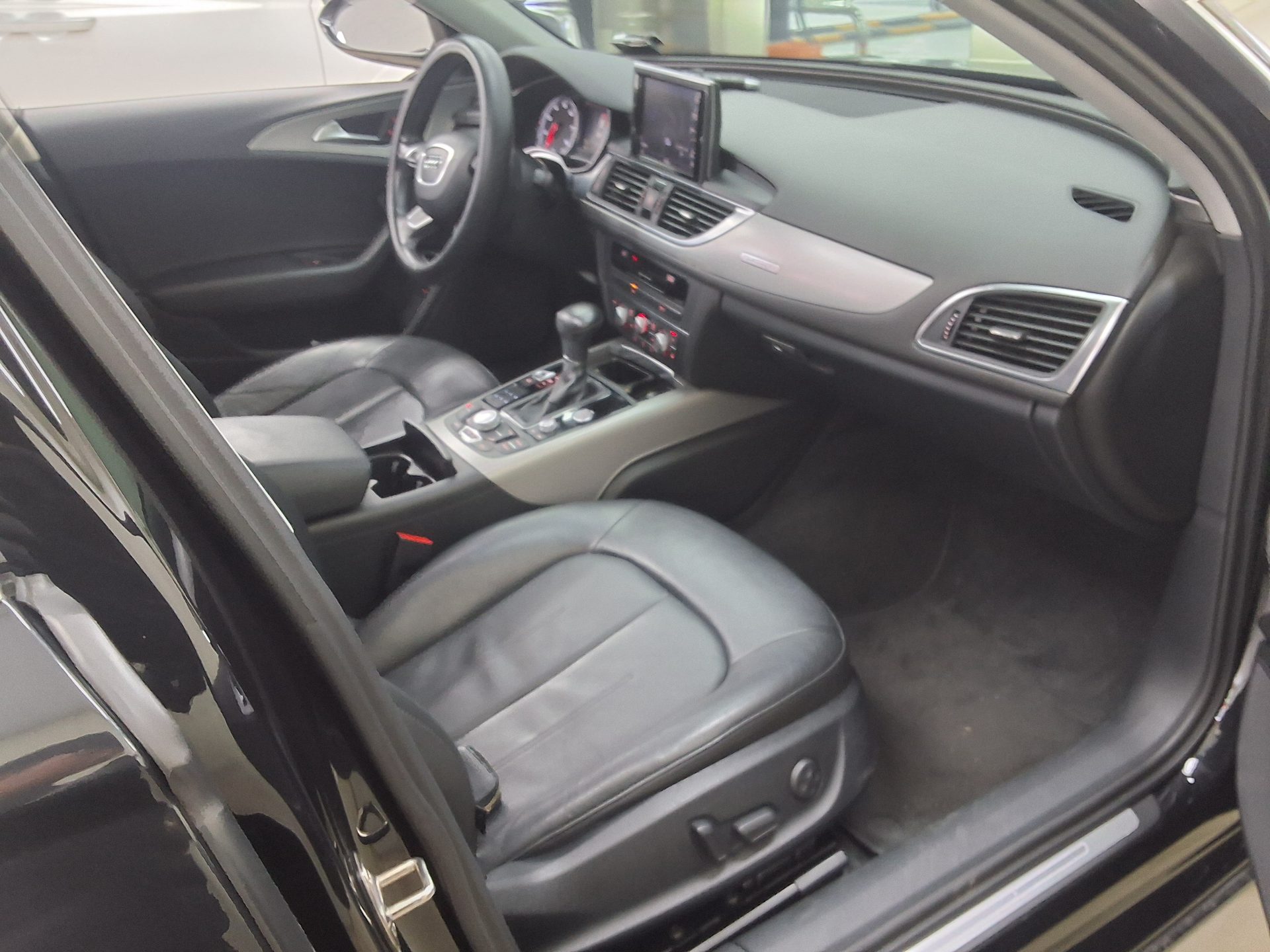 2012 - audi a6