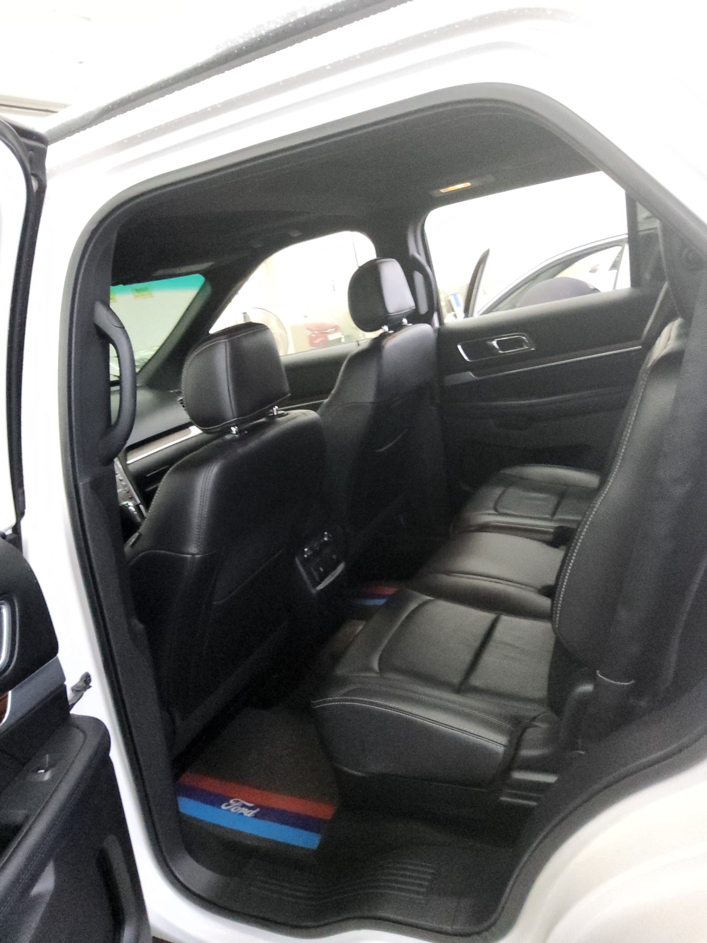 2017 - ford explorer