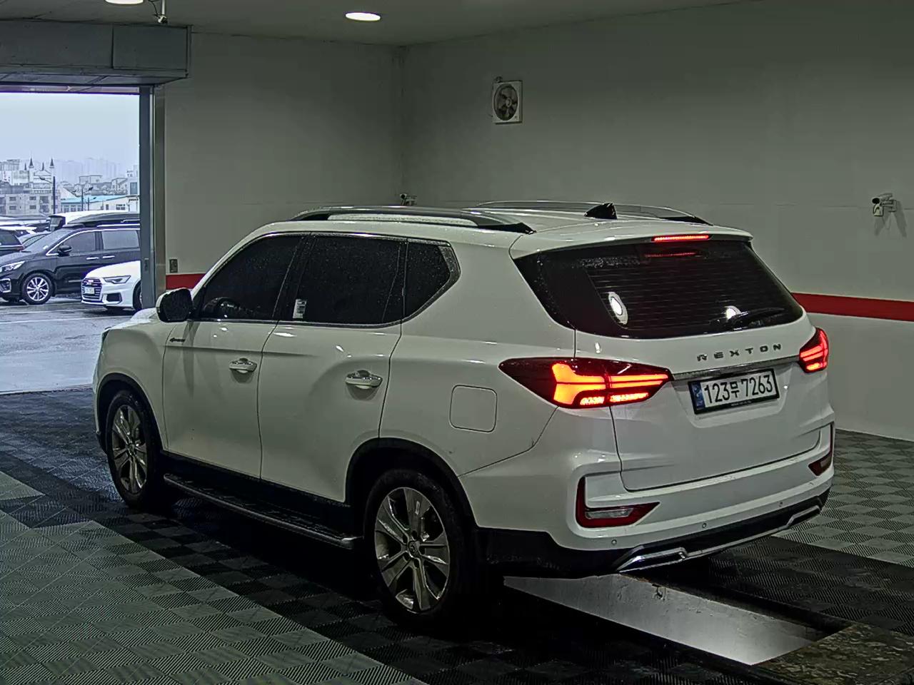 2021 - ssangyong rexton