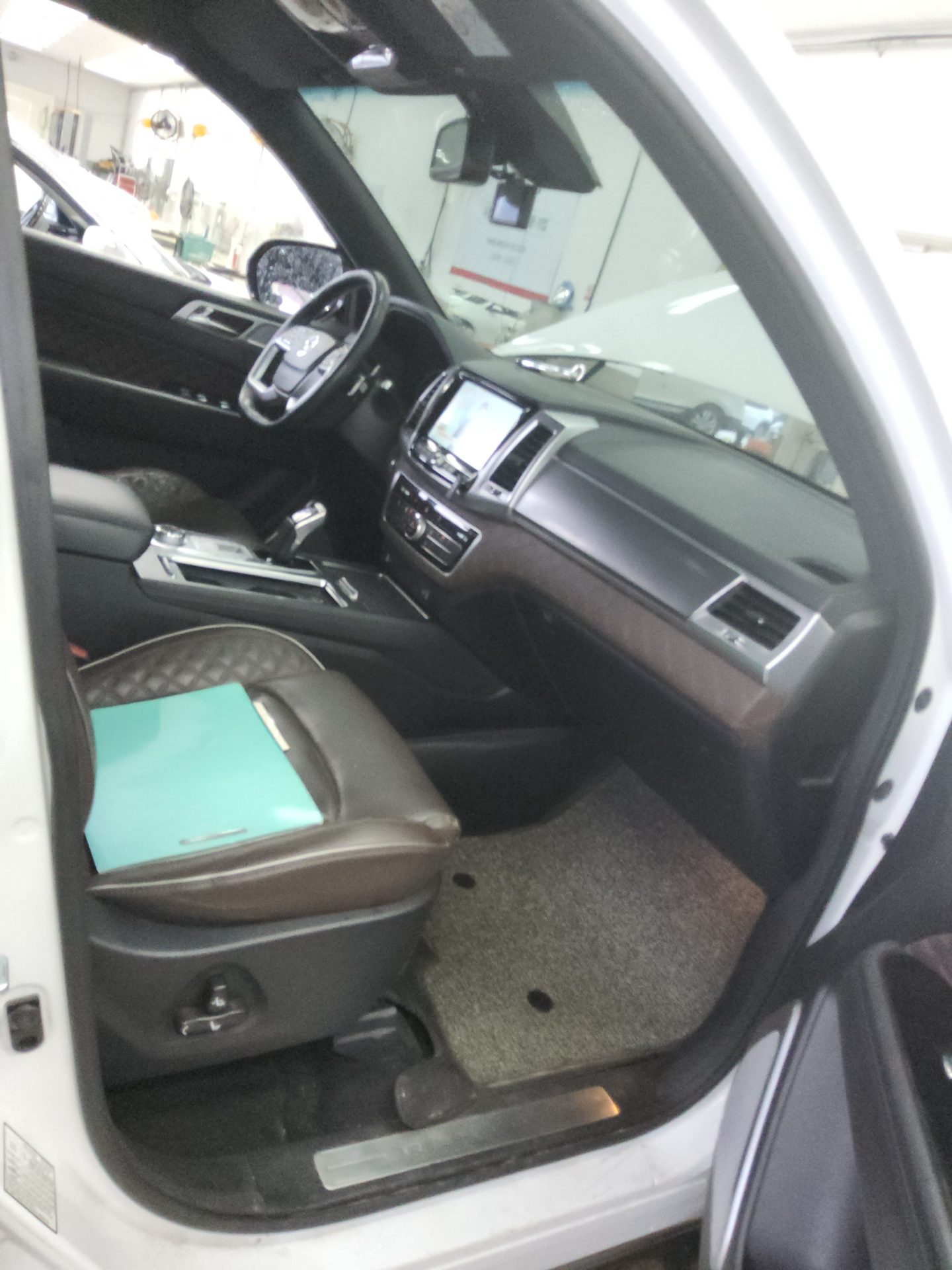 2021 - ssangyong rexton