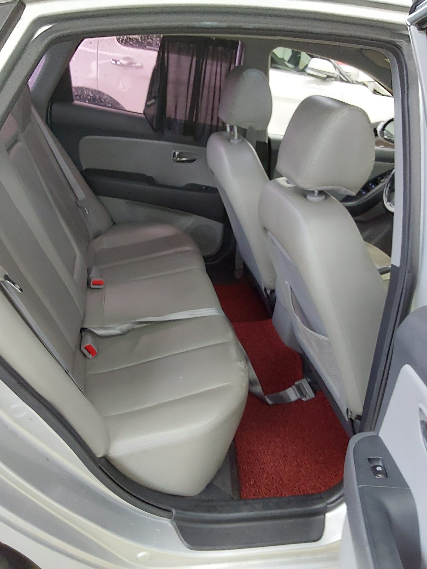 2010 - hyundai avante