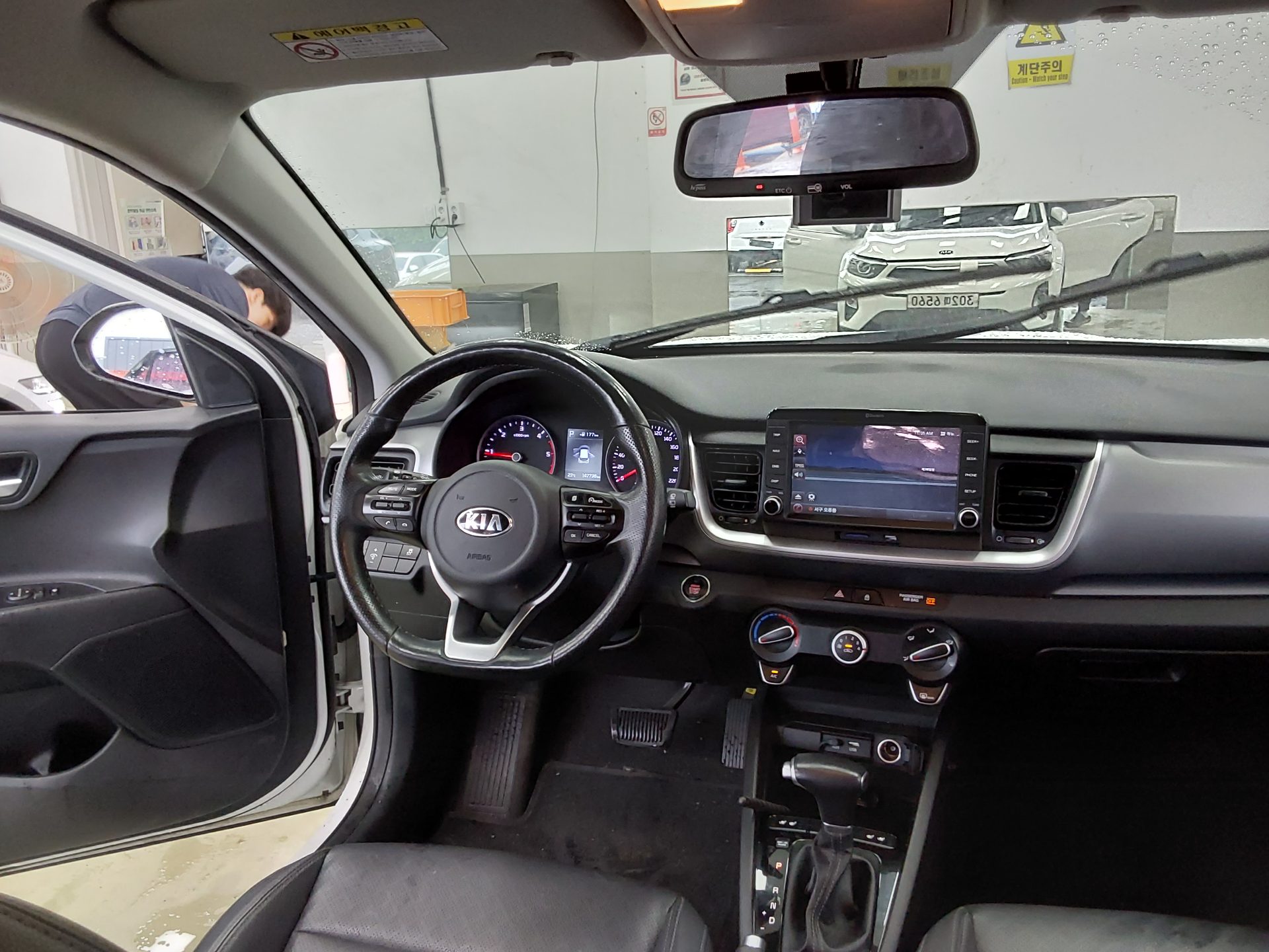 2019 - kia stonic
