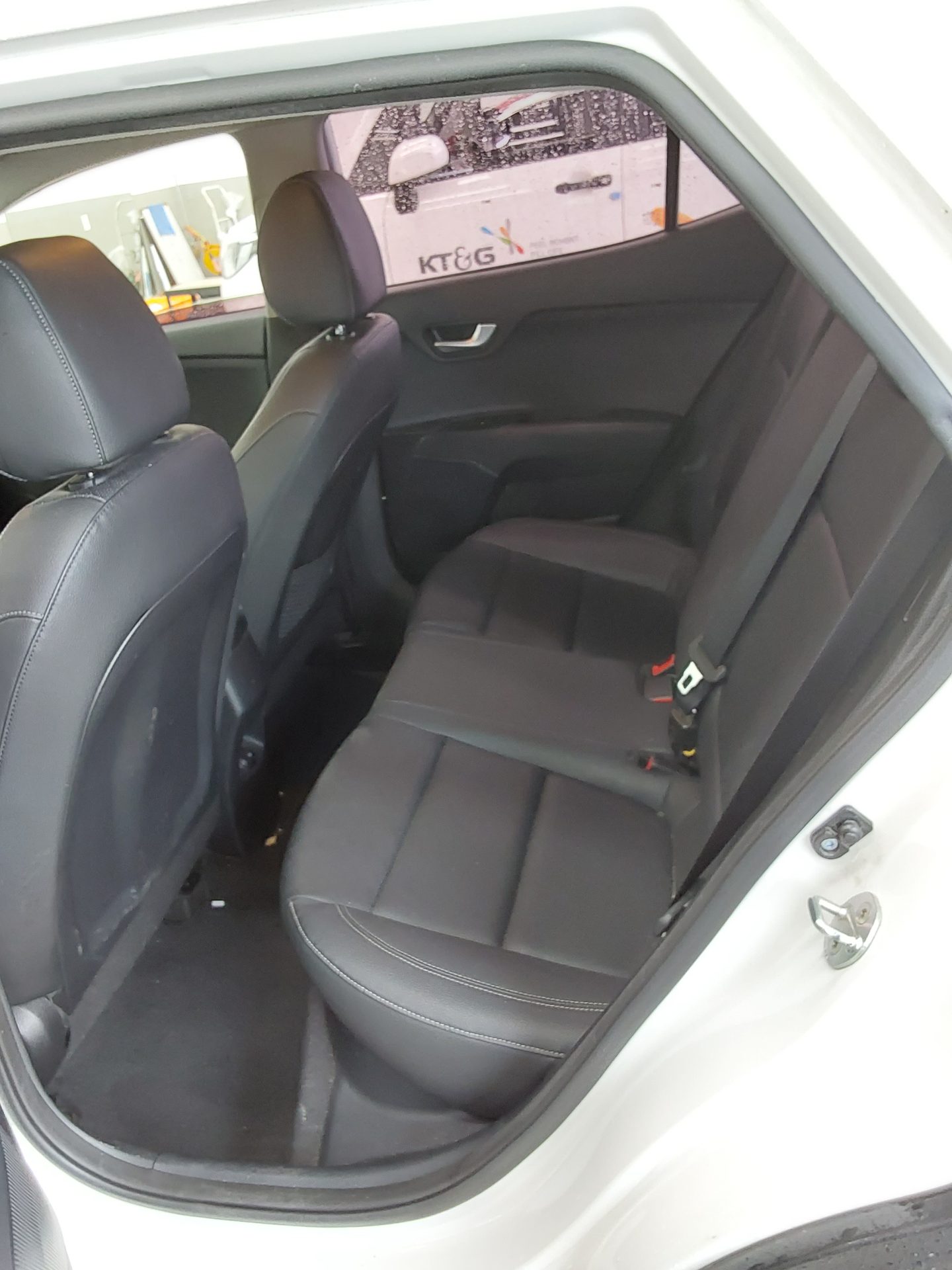 2019 - kia stonic