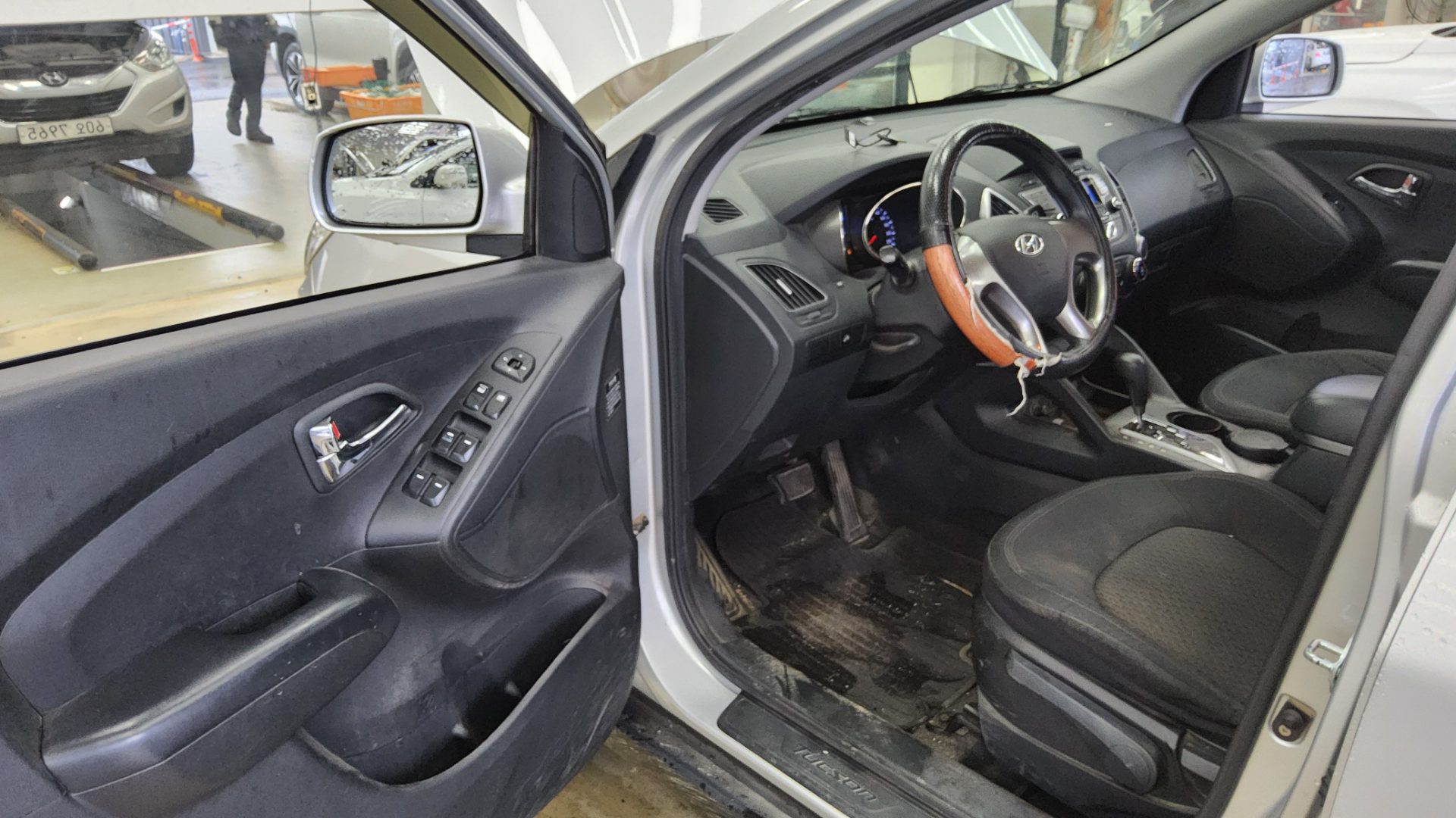 2011 - hyundai tucson