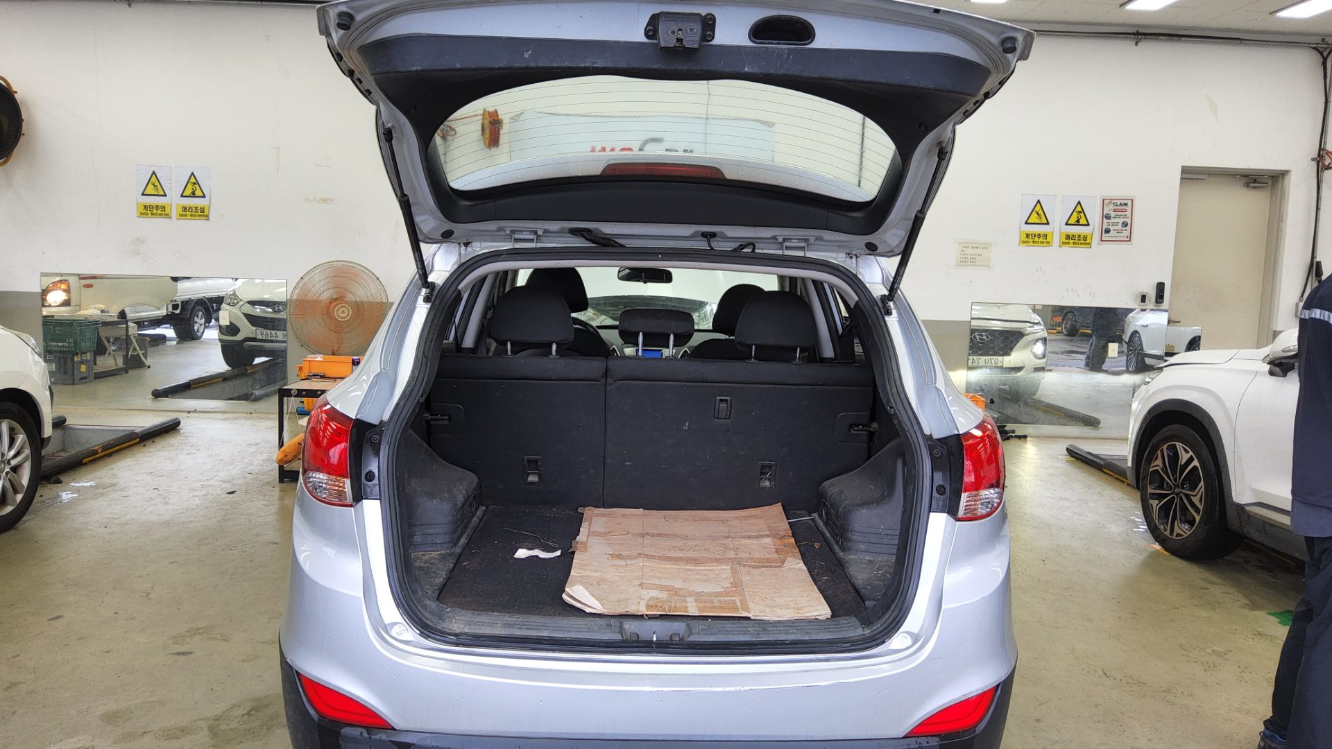 2011 - hyundai tucson