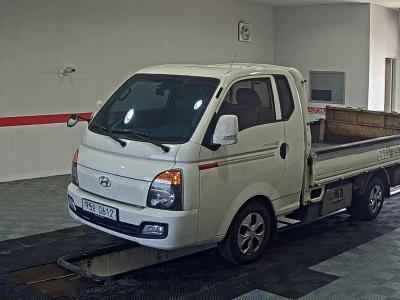 HYUNDAI PORTER II SUPER CAB EXTRA WHEELBASE