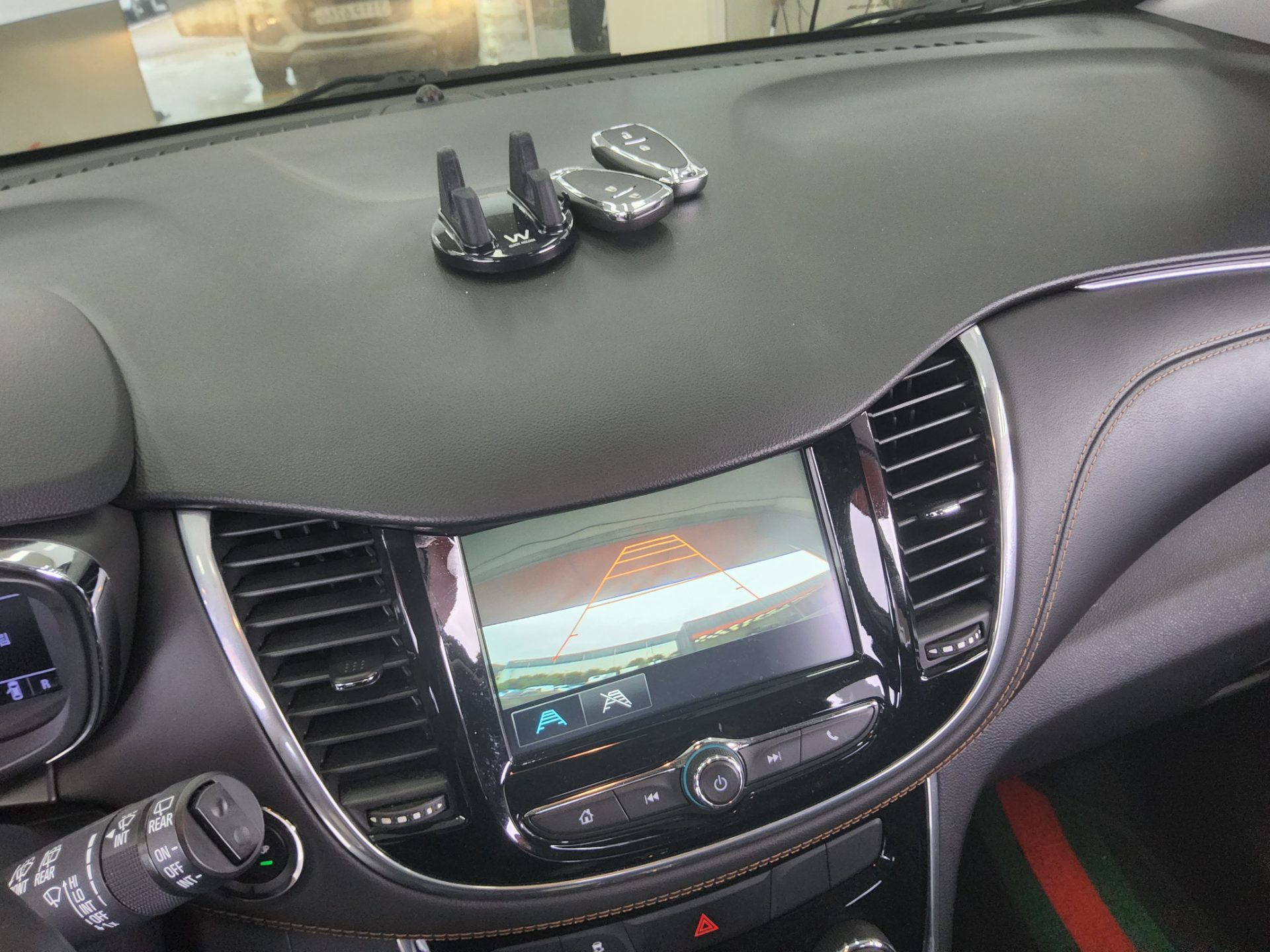 2019 - chevrolet trax