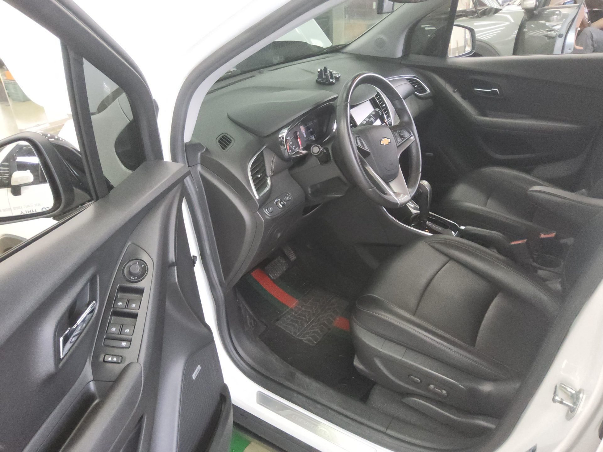 2019 - chevrolet trax