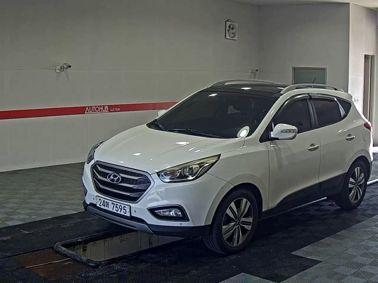 2014 - hyundai tucson