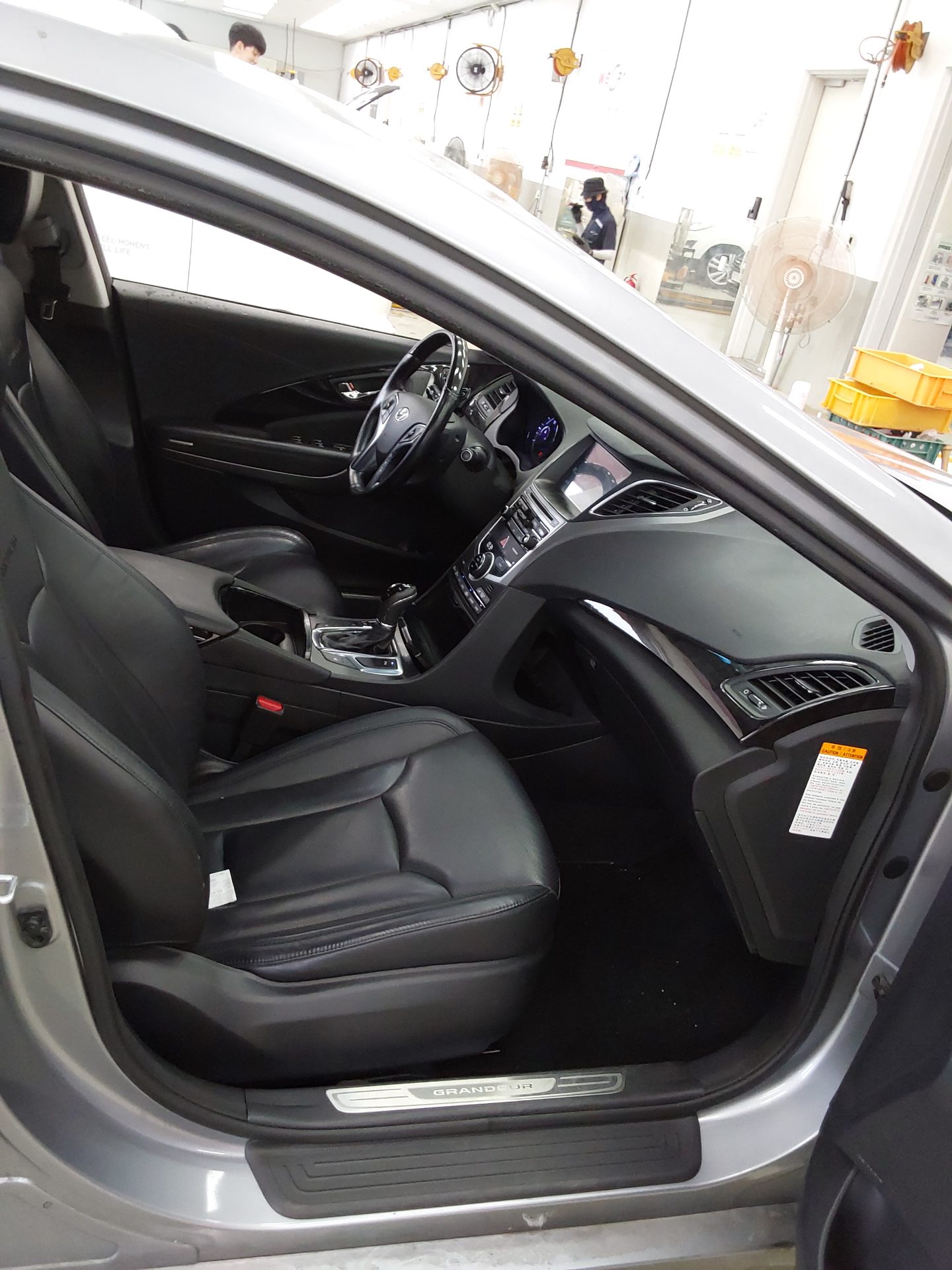 2016 - hyundai grandeur