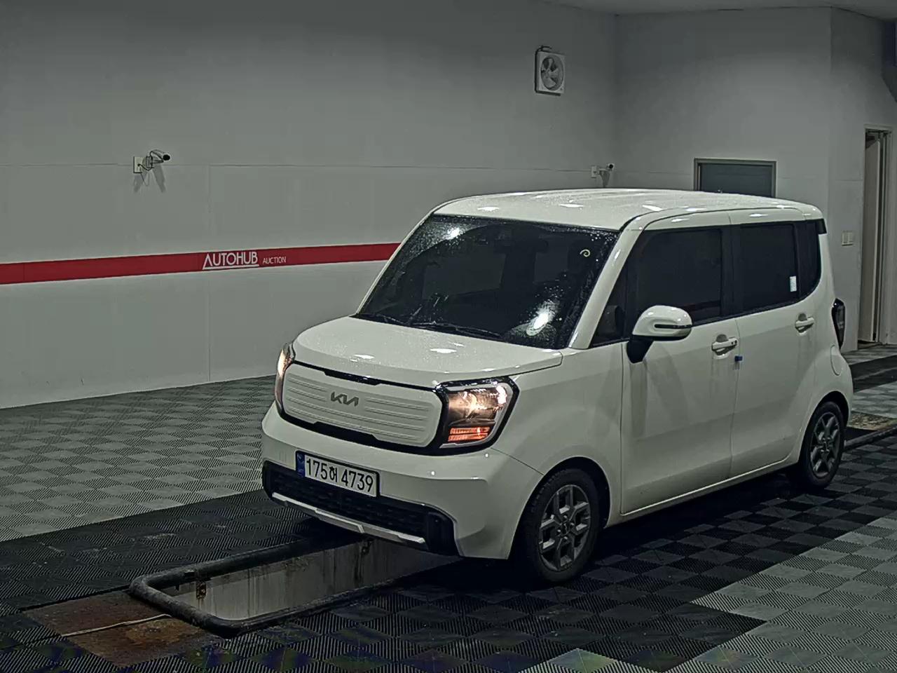 2023 - kia ray