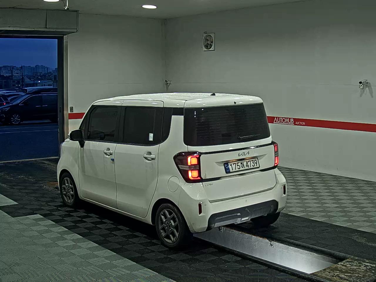 2023 - kia ray