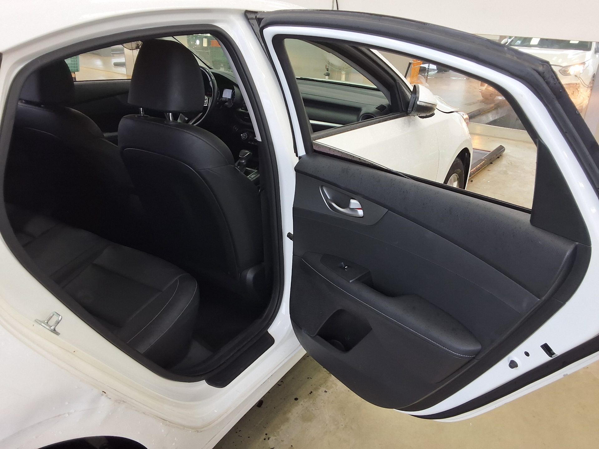 2020 - kia k3