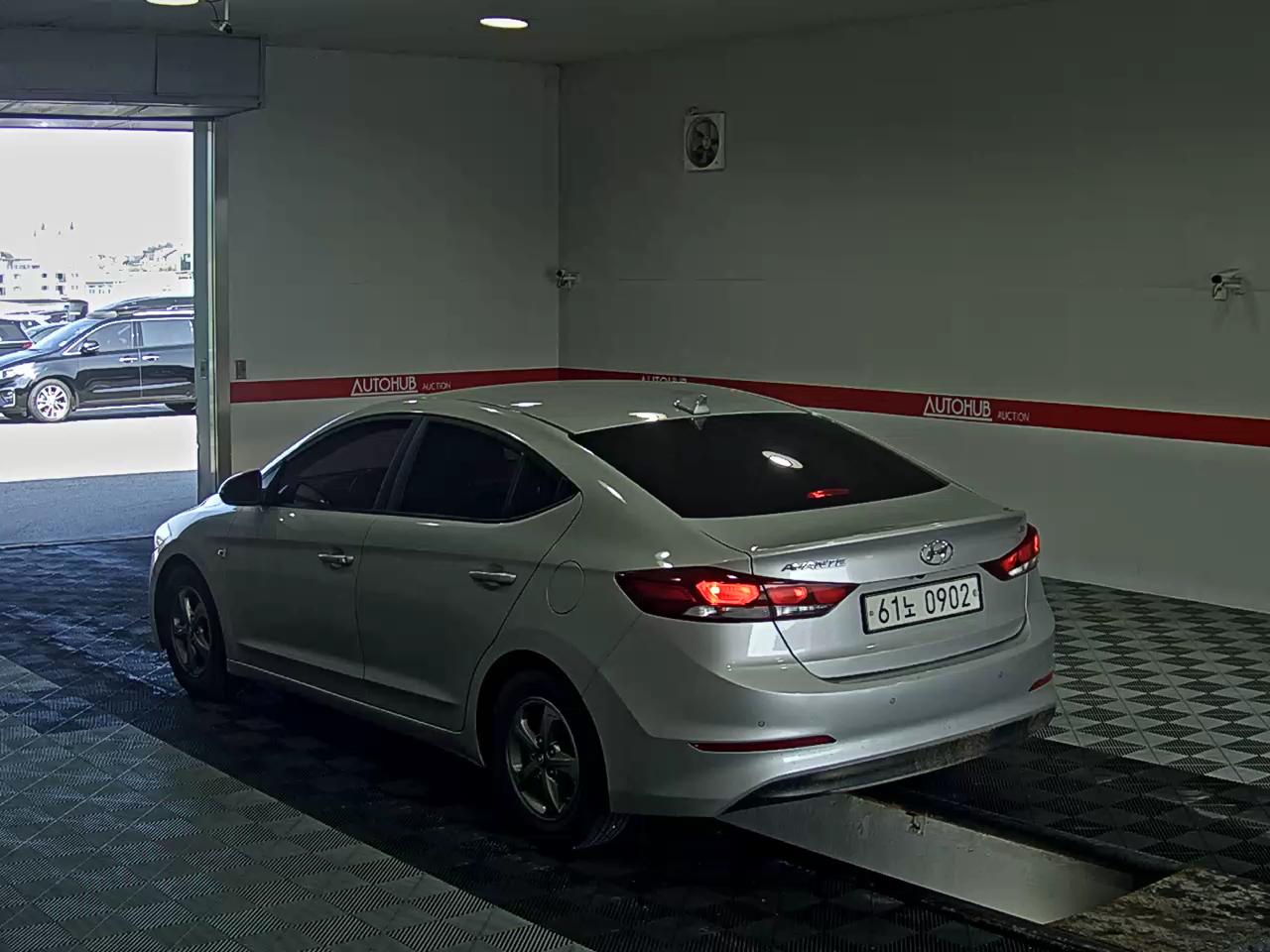2016 - hyundai avante