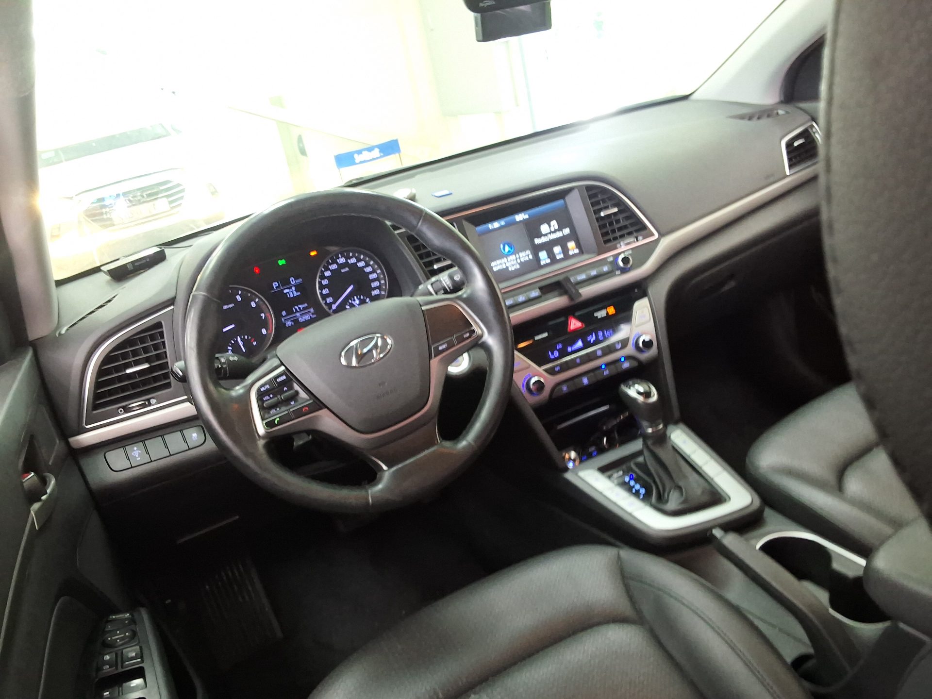 2016 - hyundai avante