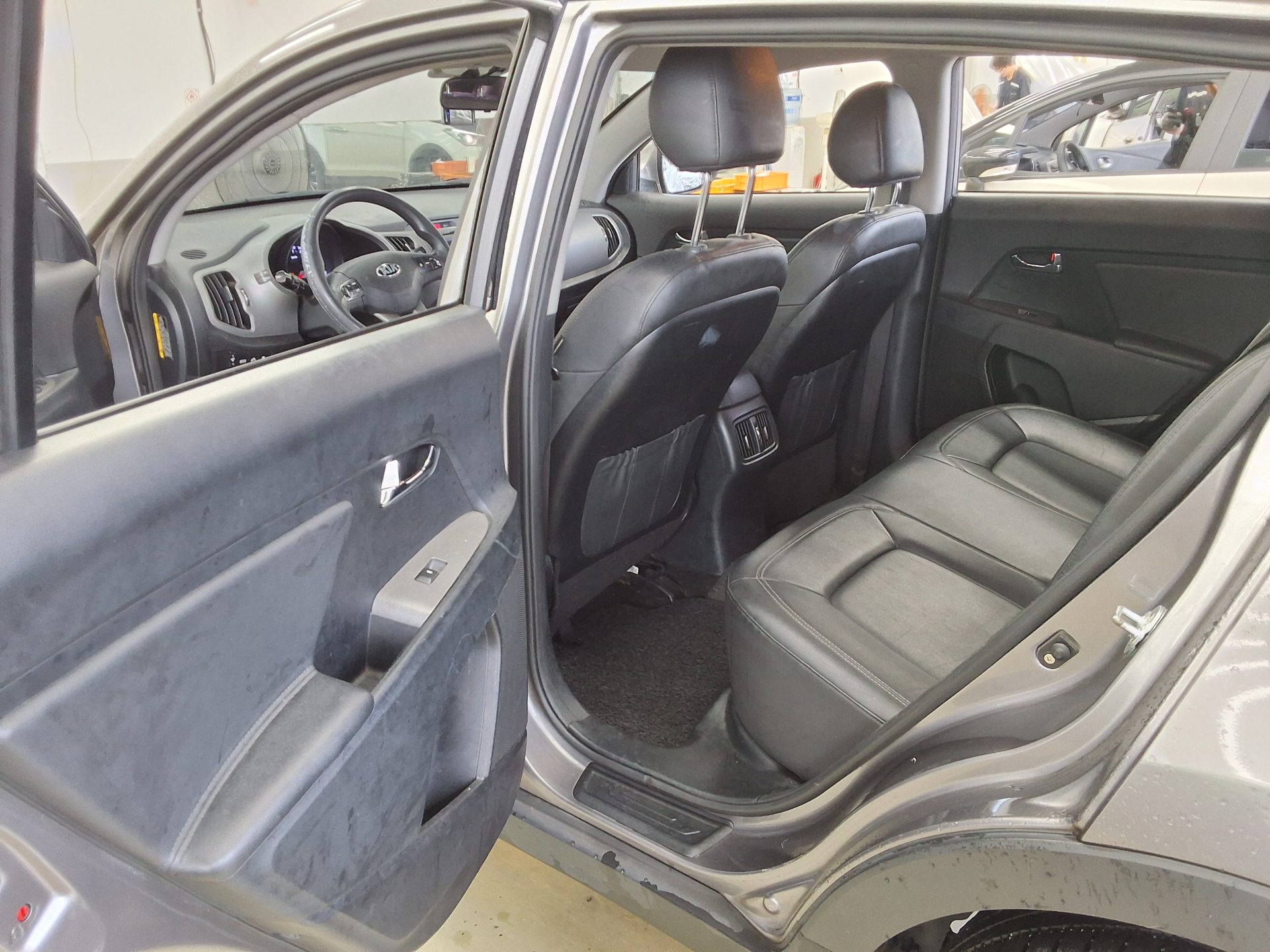 2016 - kia sportage