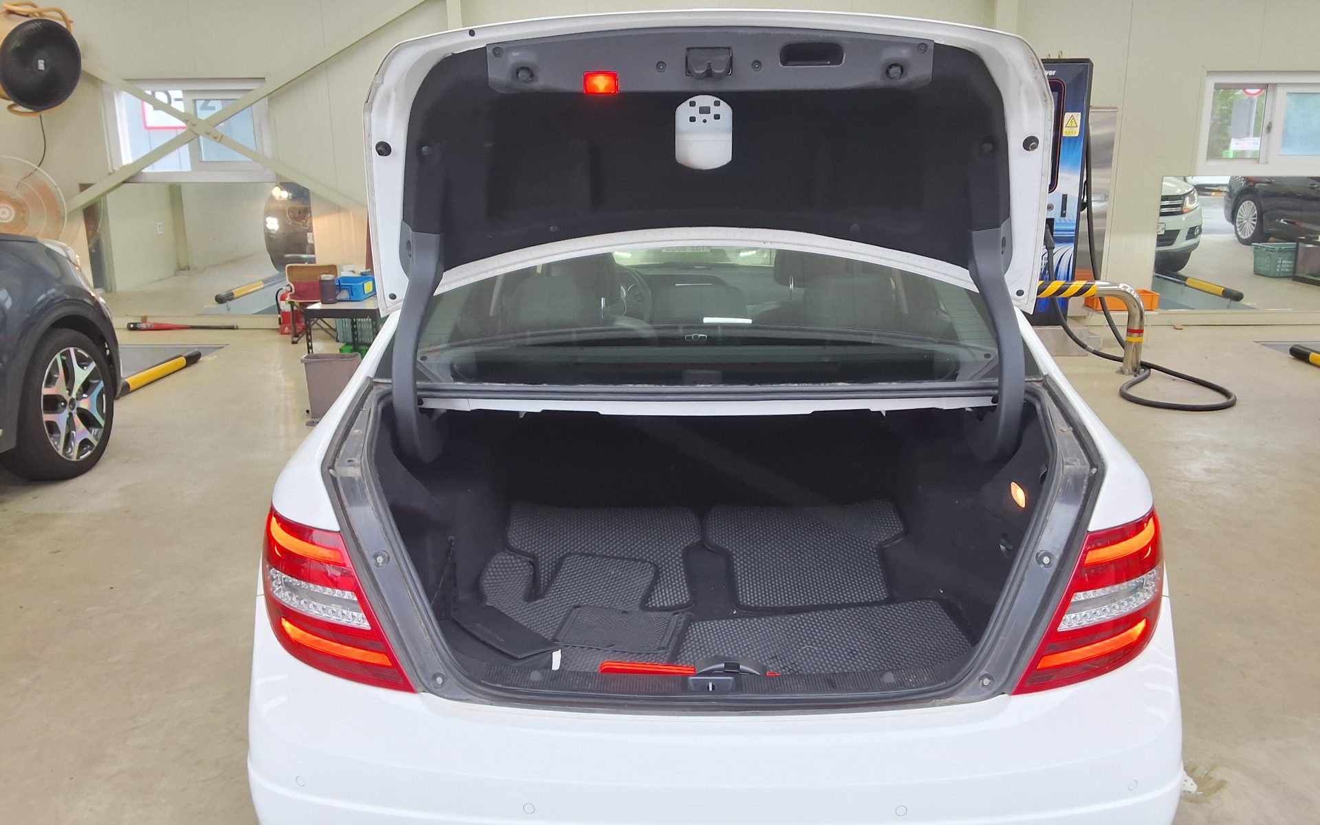 2013 - mercedes-benz c220