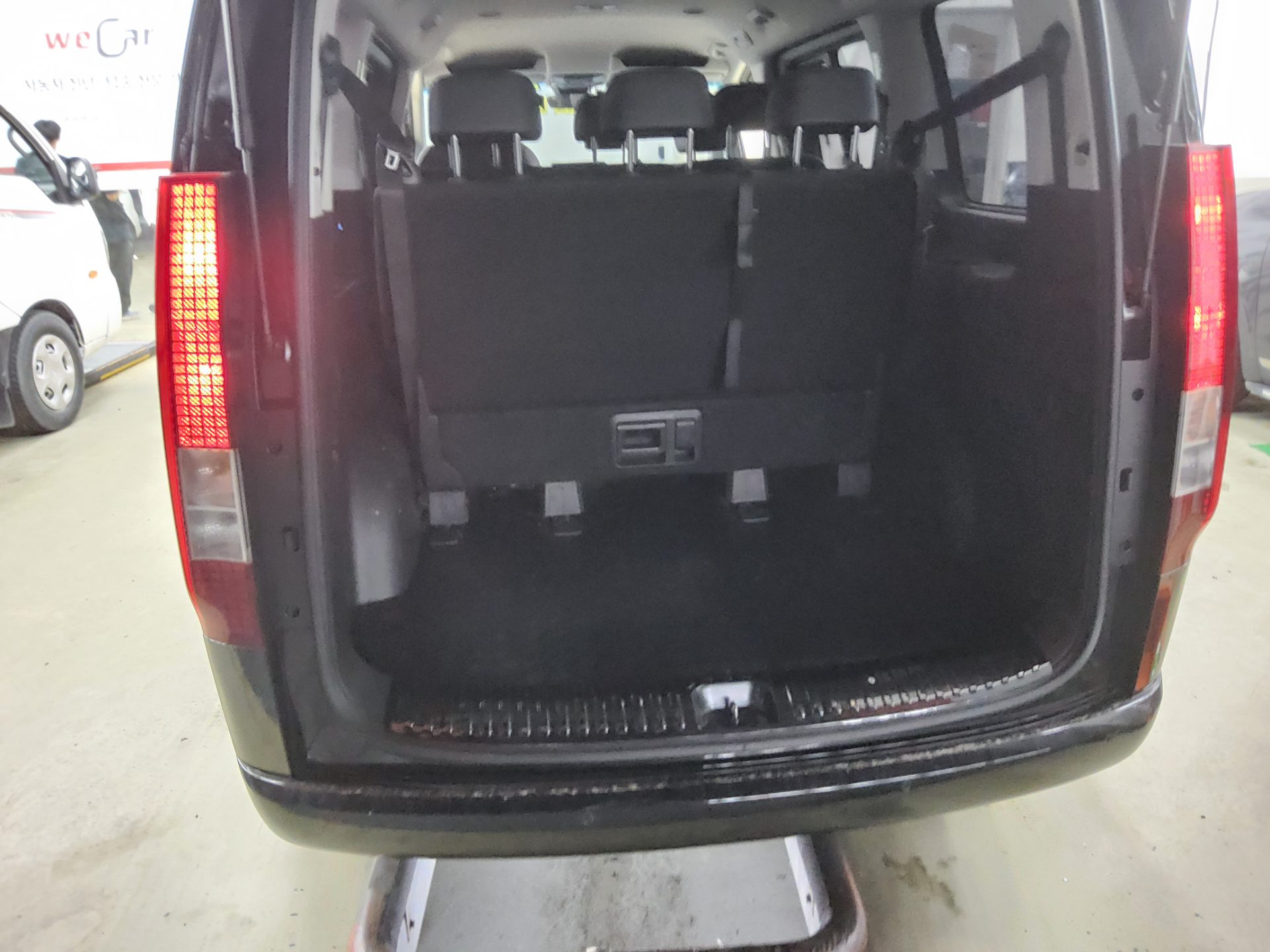 2025 - hyundai staria