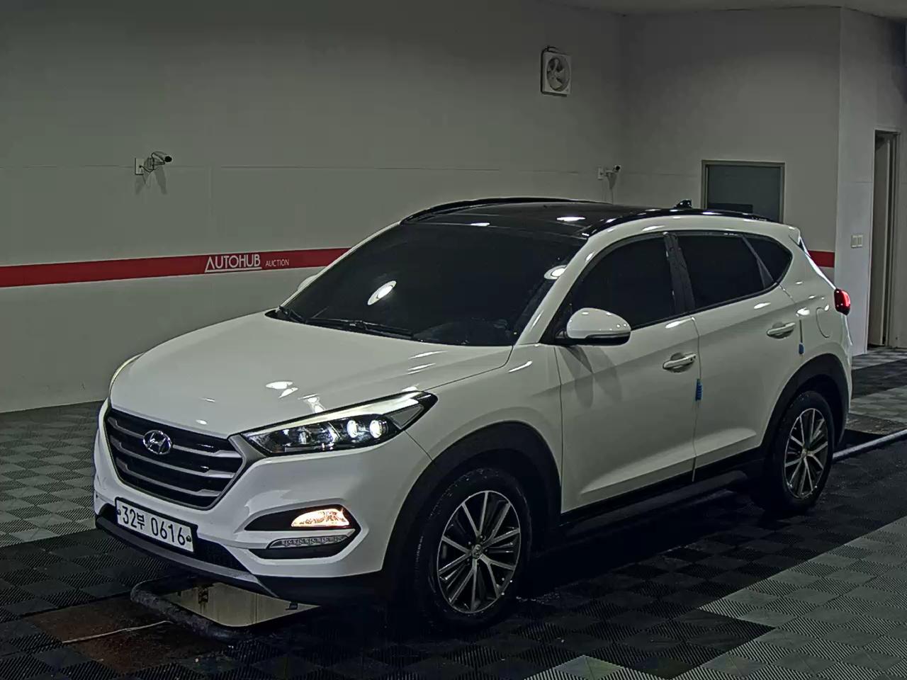2016 - hyundai tucson