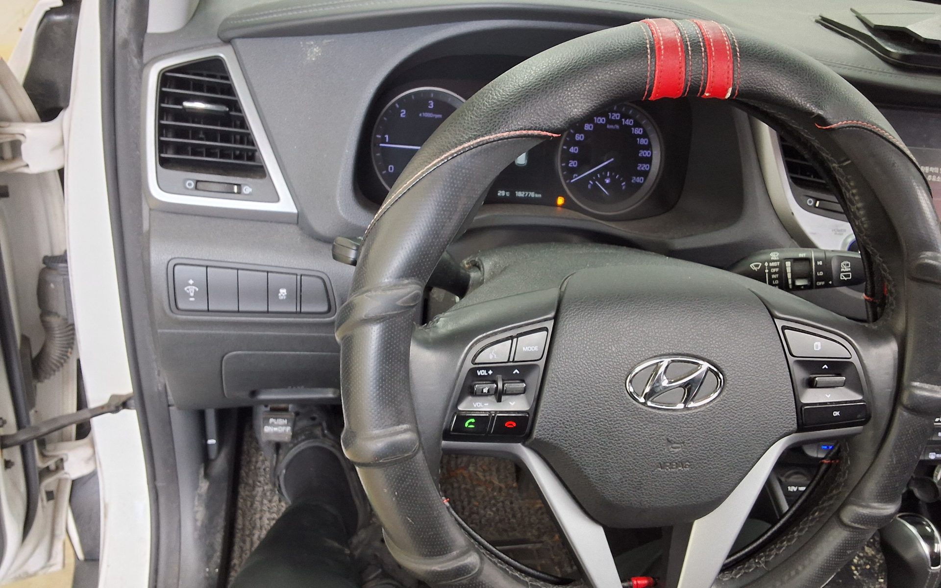 2016 - hyundai tucson