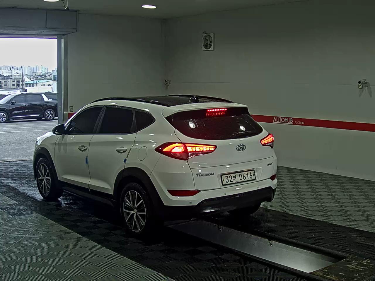 2016 - hyundai tucson