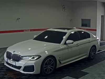 BMW 5 SERIES (7TH GEN) 520i M PACK