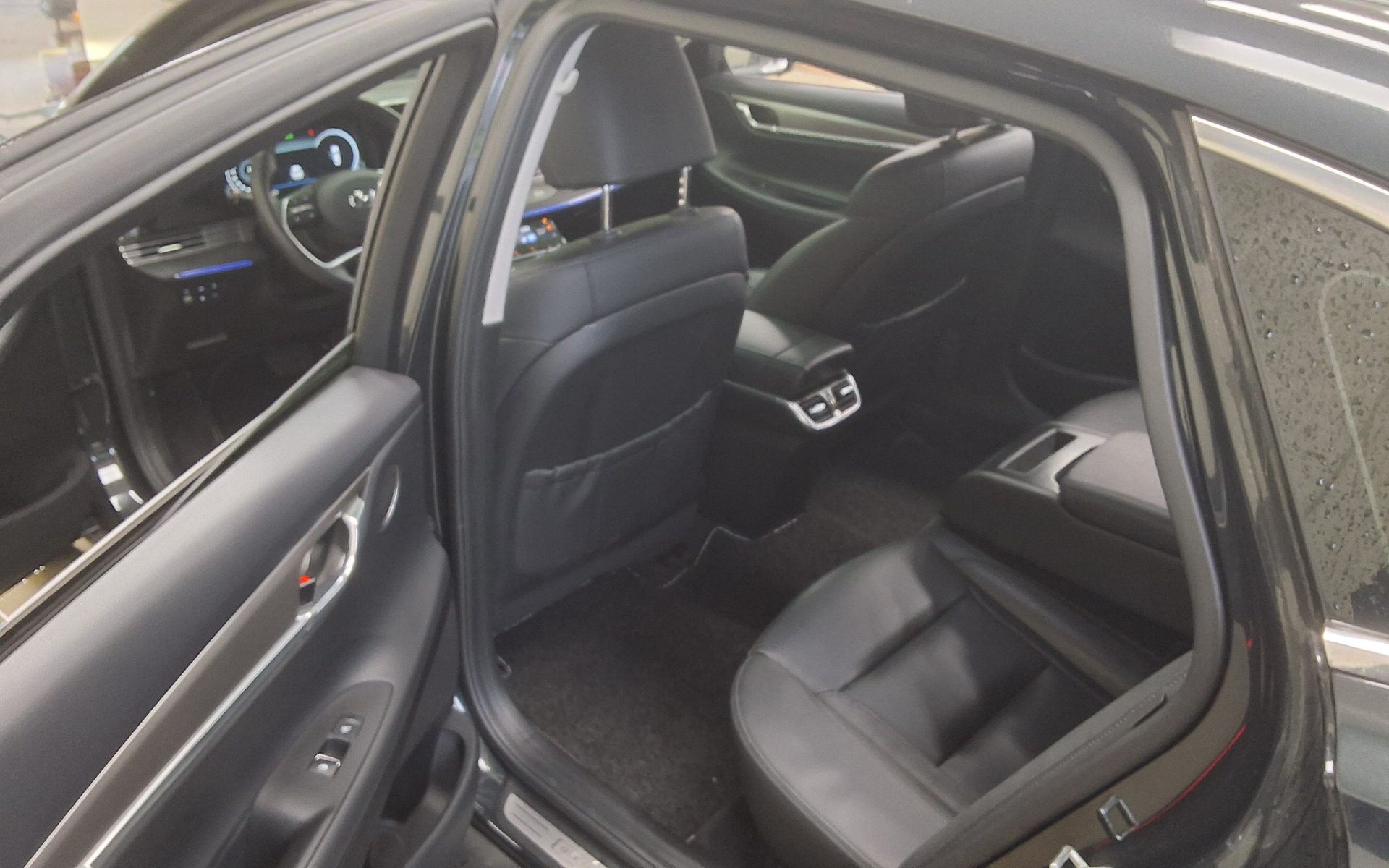 2022 - hyundai grandeur