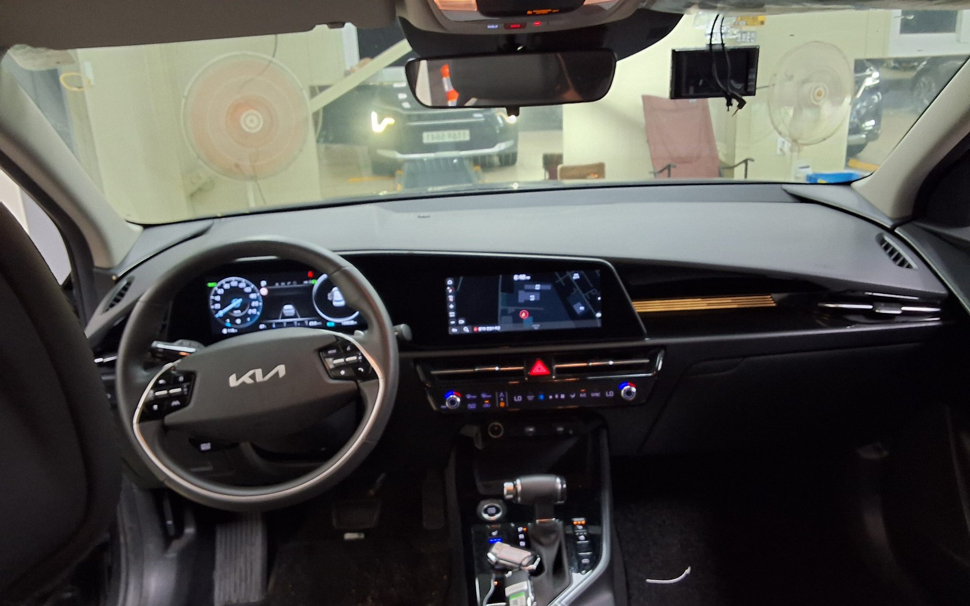 2022 - kia niro