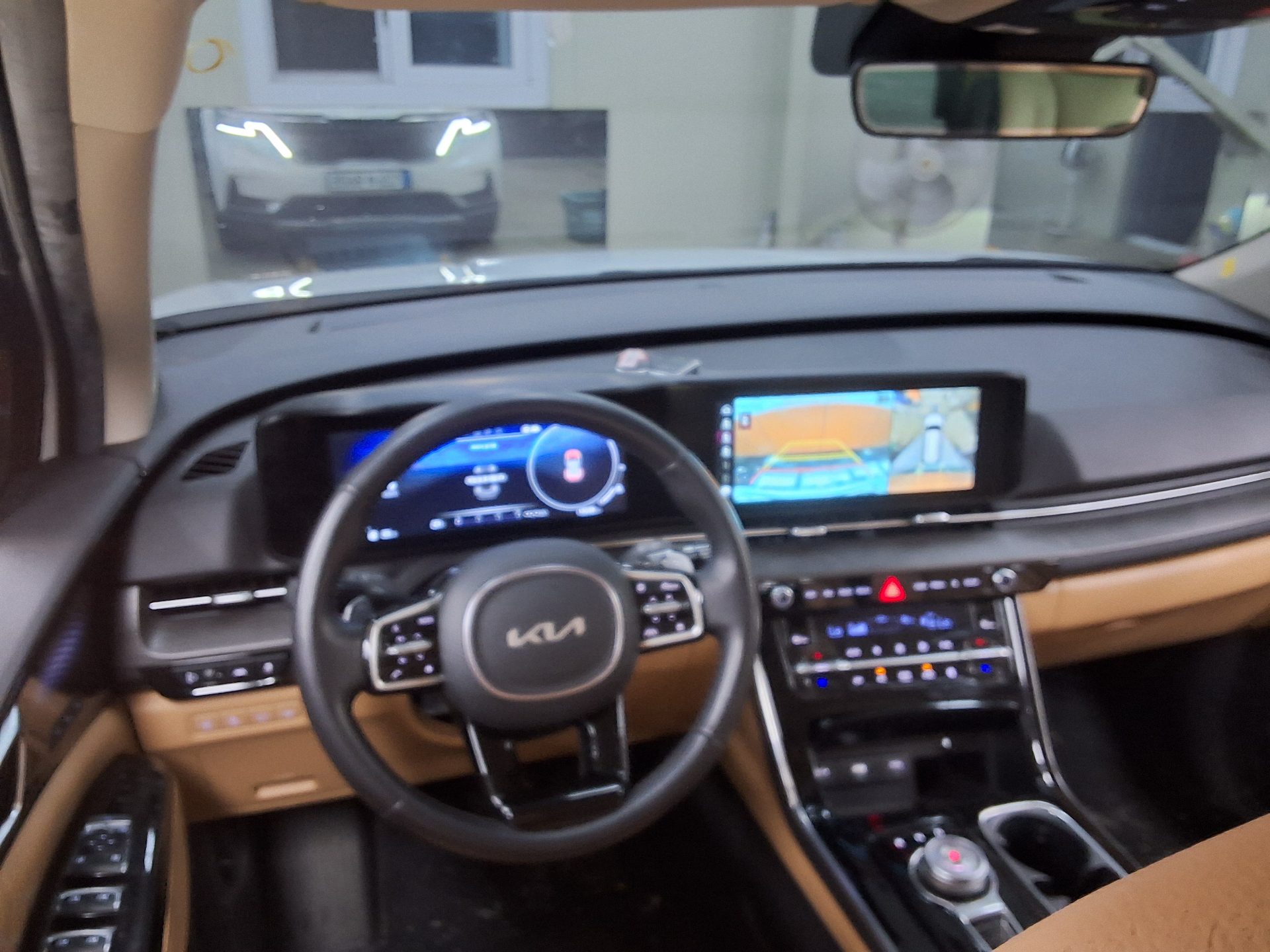 2023 - kia carnival