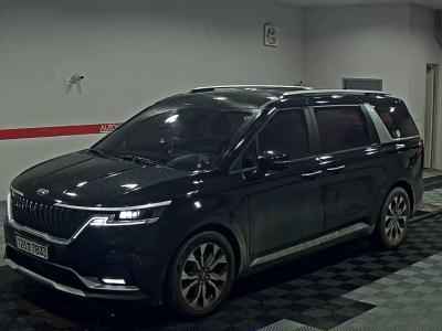 KIA CARNIVAL (KA4)