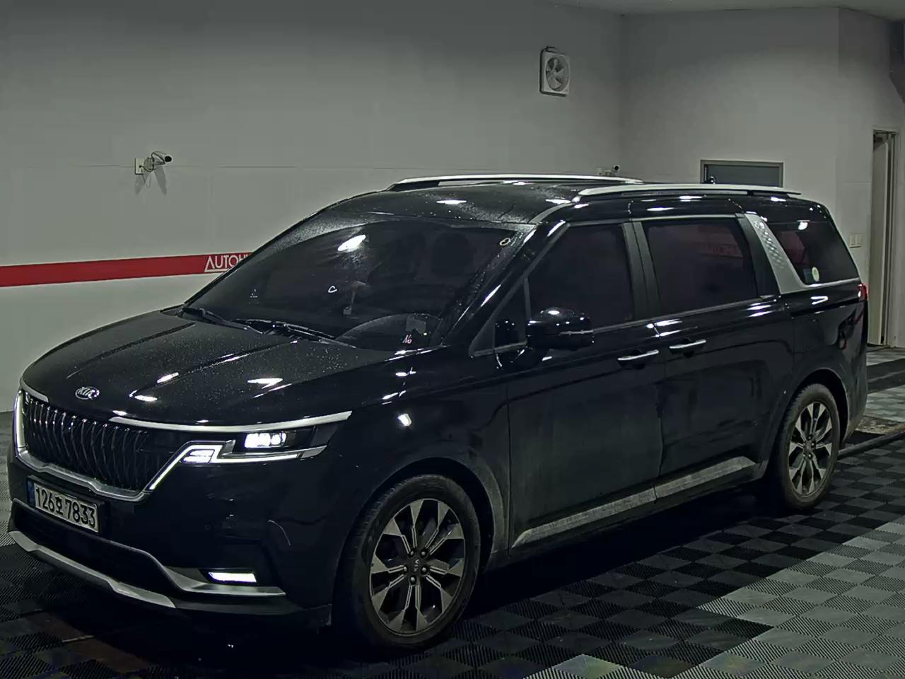 2021 - kia carnival
