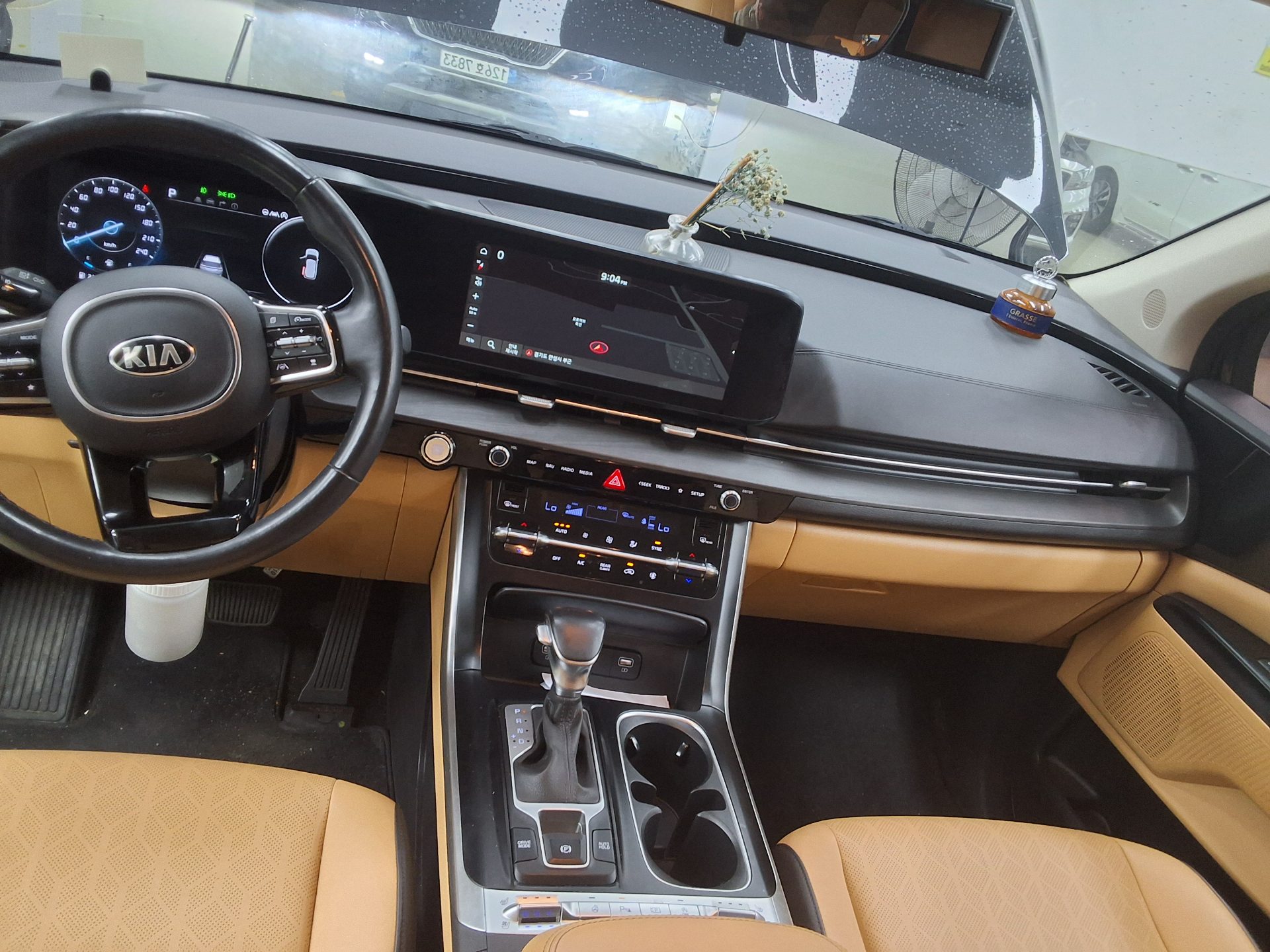 2021 - kia carnival