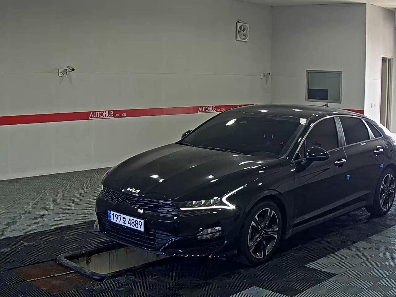 2022 - kia k5