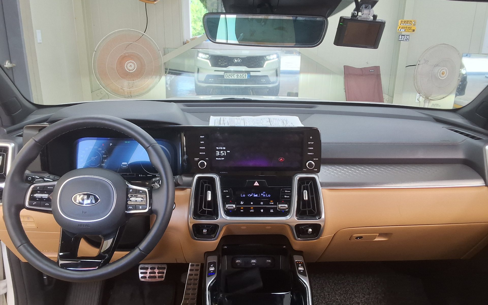 2021 - kia sorento