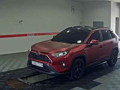 TOYOTA RAV4 (5TH GEN)