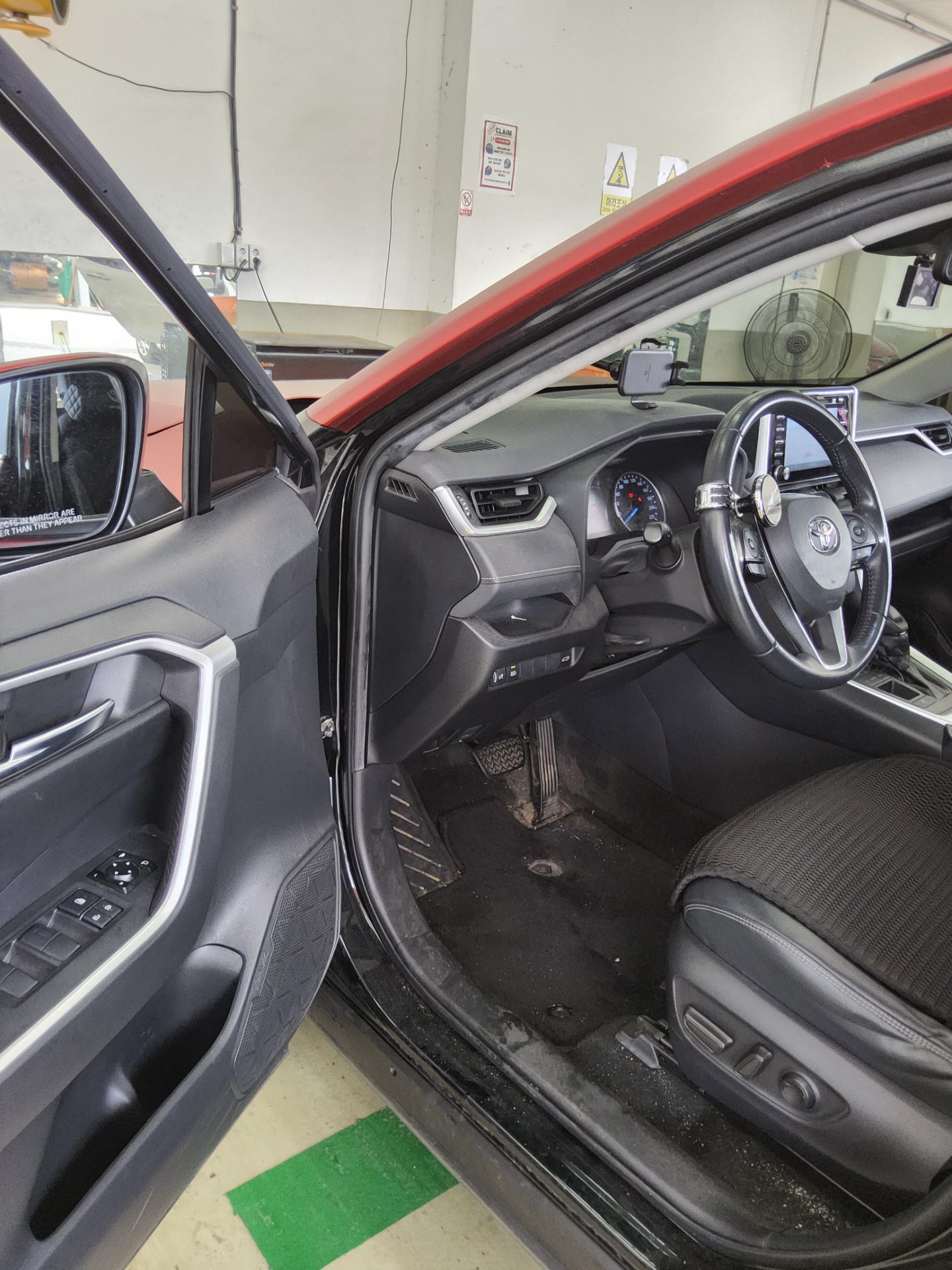 2020 - toyota rav4