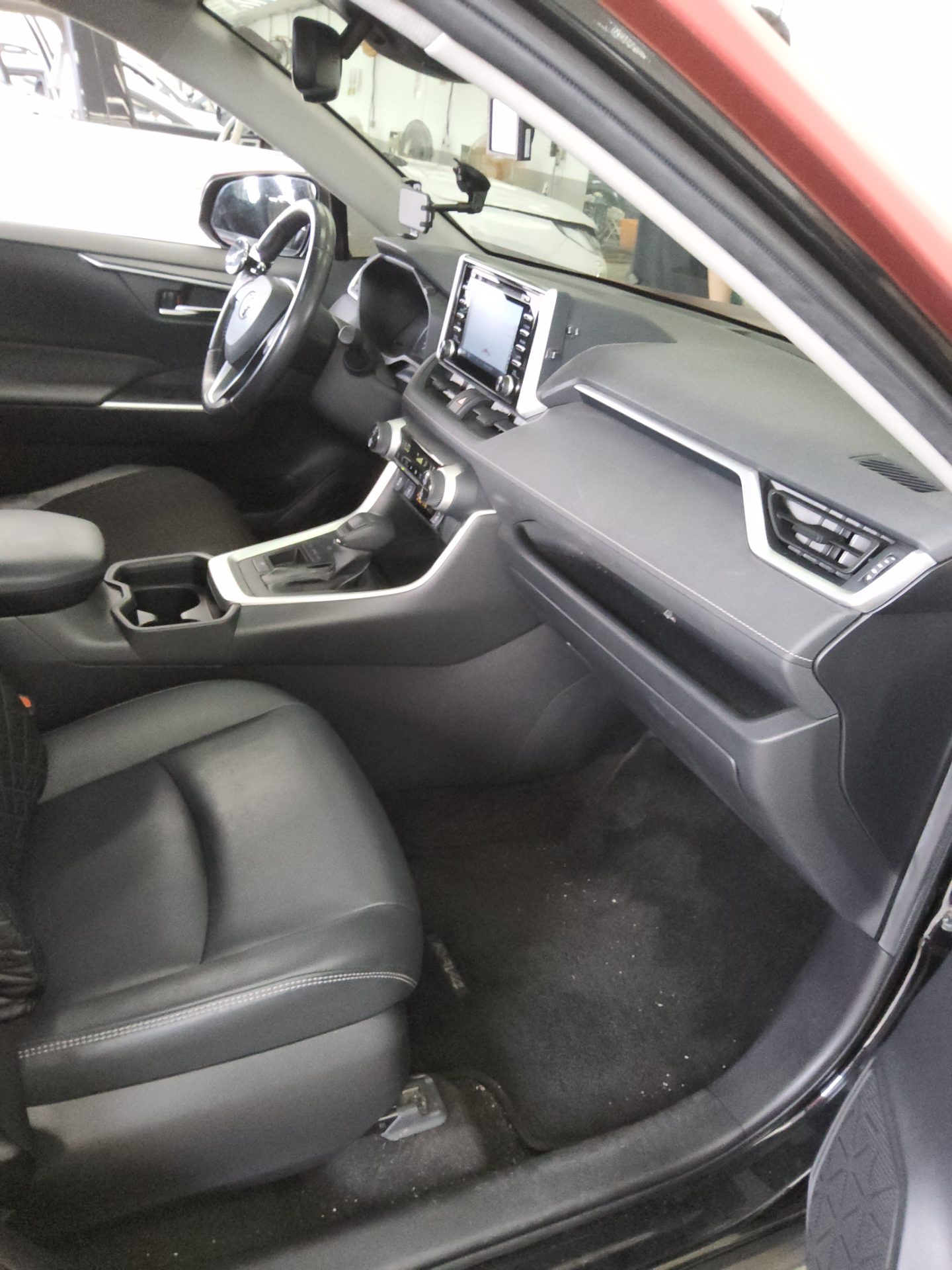 2020 - toyota rav4