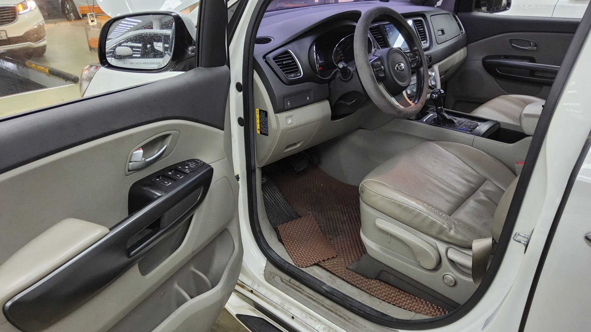 2016 - kia carnival