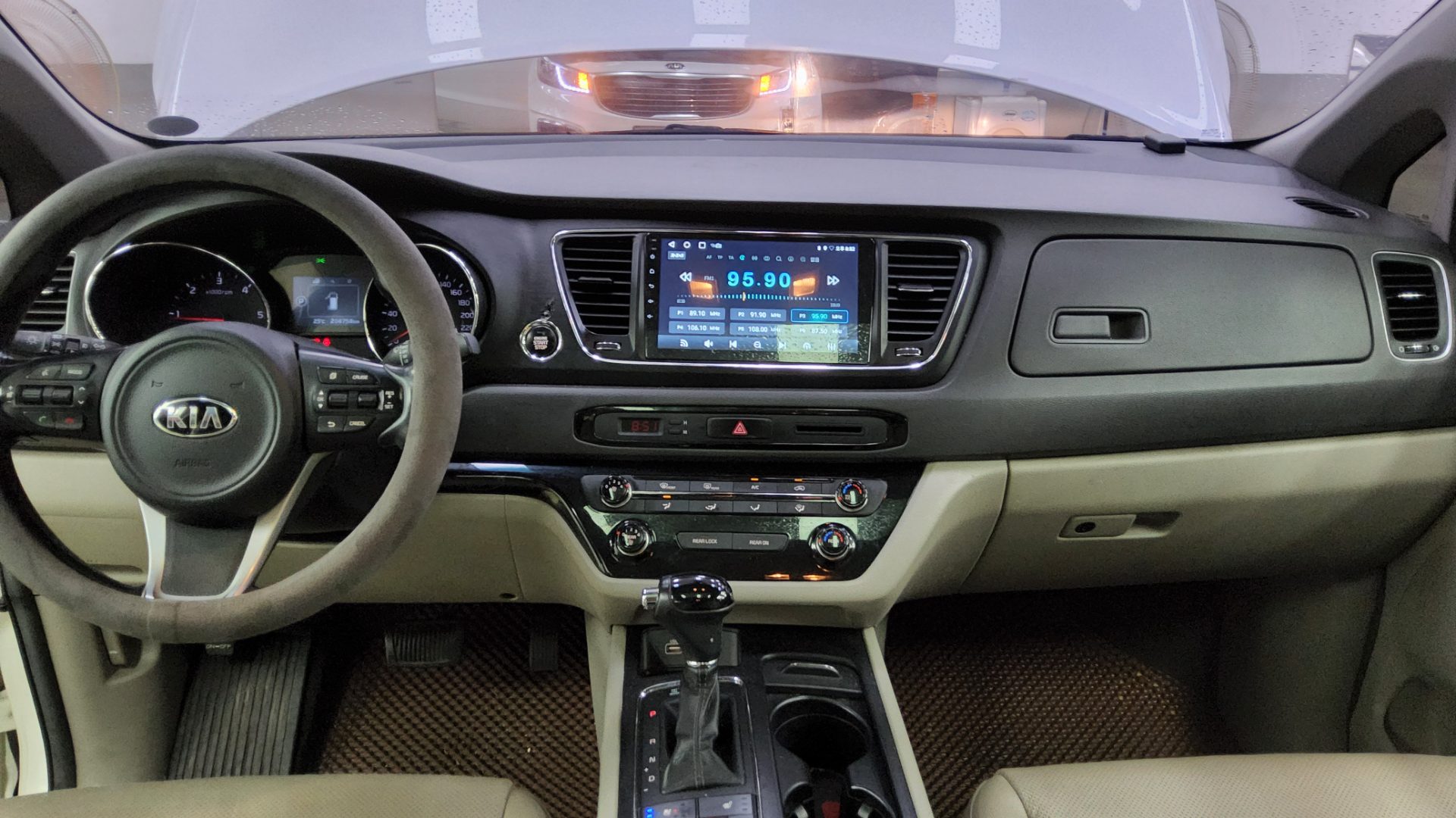 2016 - kia carnival