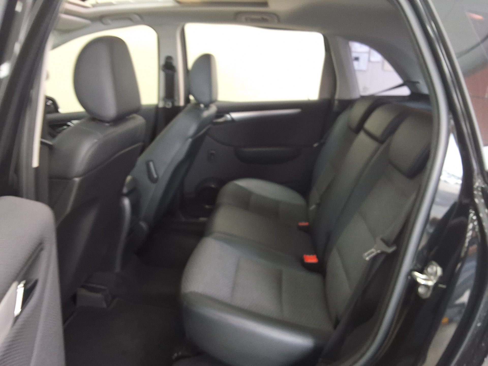 2011 - mercedes-benz b200