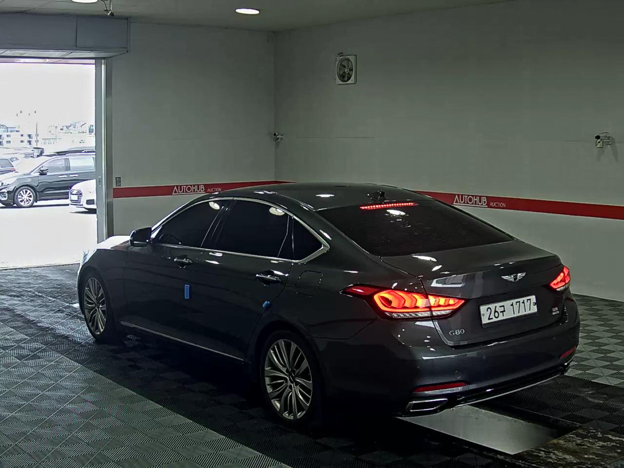 2019 - genesis g80