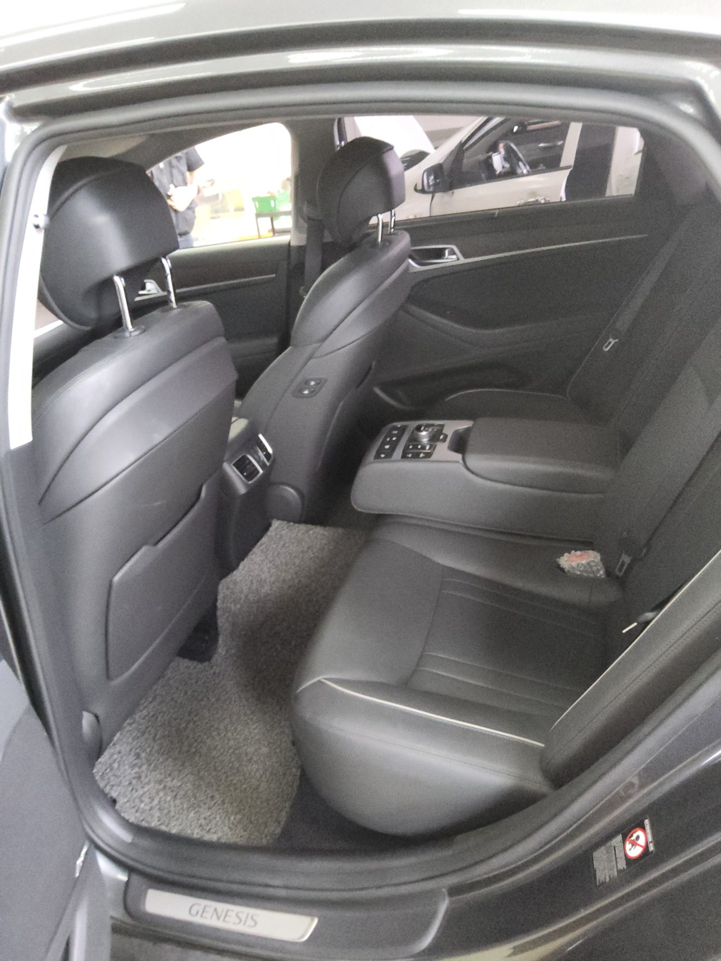 2019 - genesis g80