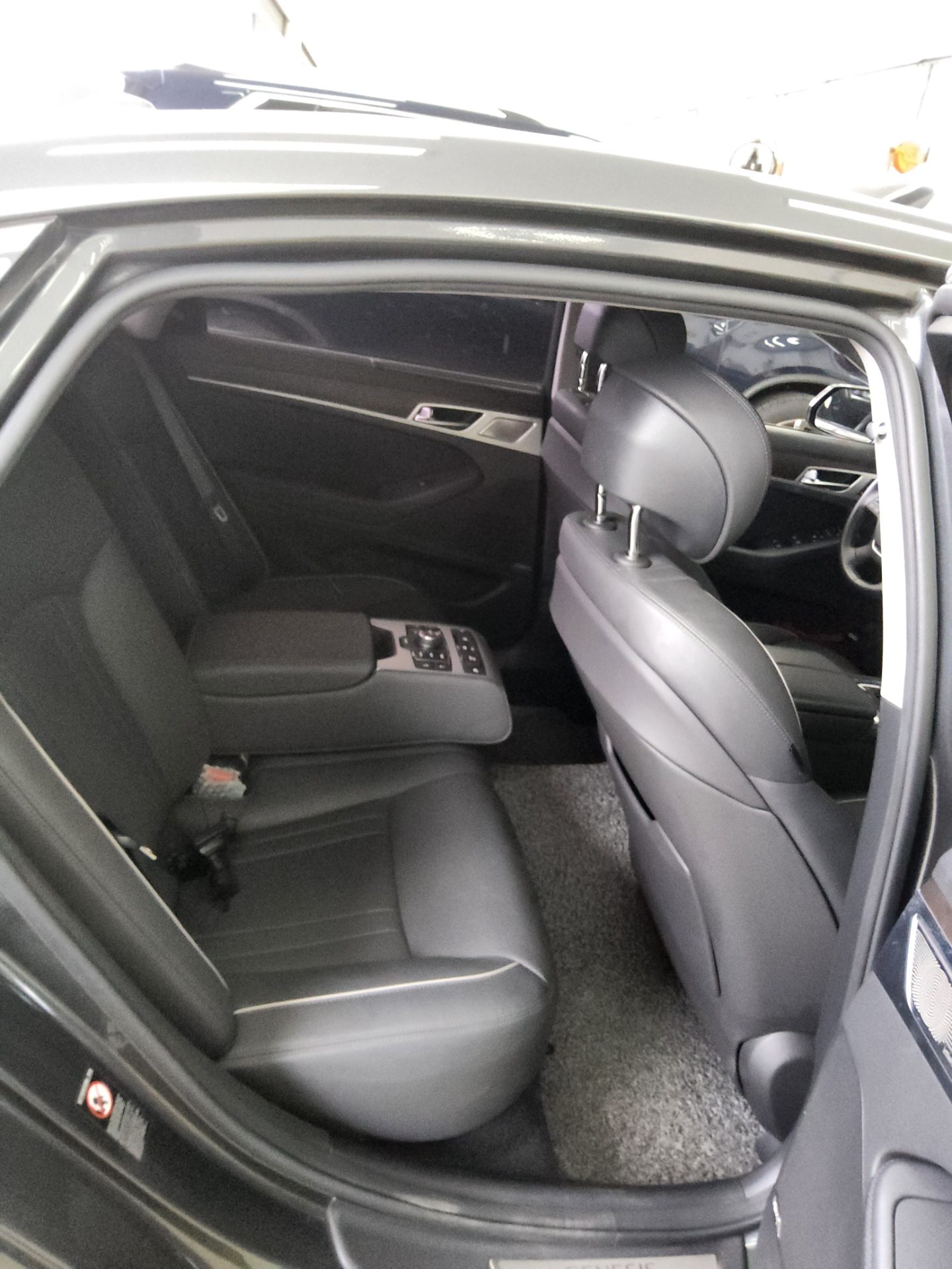 2019 - genesis g80