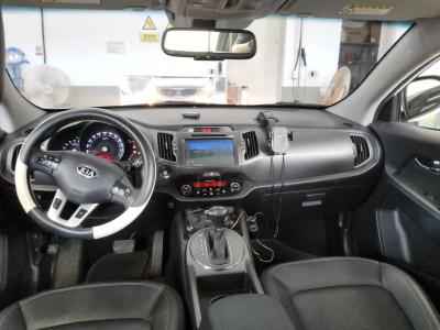 كيا سبورتاج R ديزل R2.0 دفع ثنائي Tlx فاخر Model 2012 فاخر
