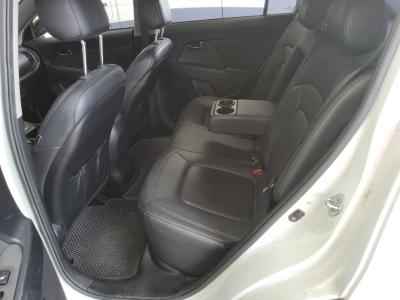 كيا سبورتاج R ديزل R2.0 دفع ثنائي Tlx فاخر Model 2012 فاخر