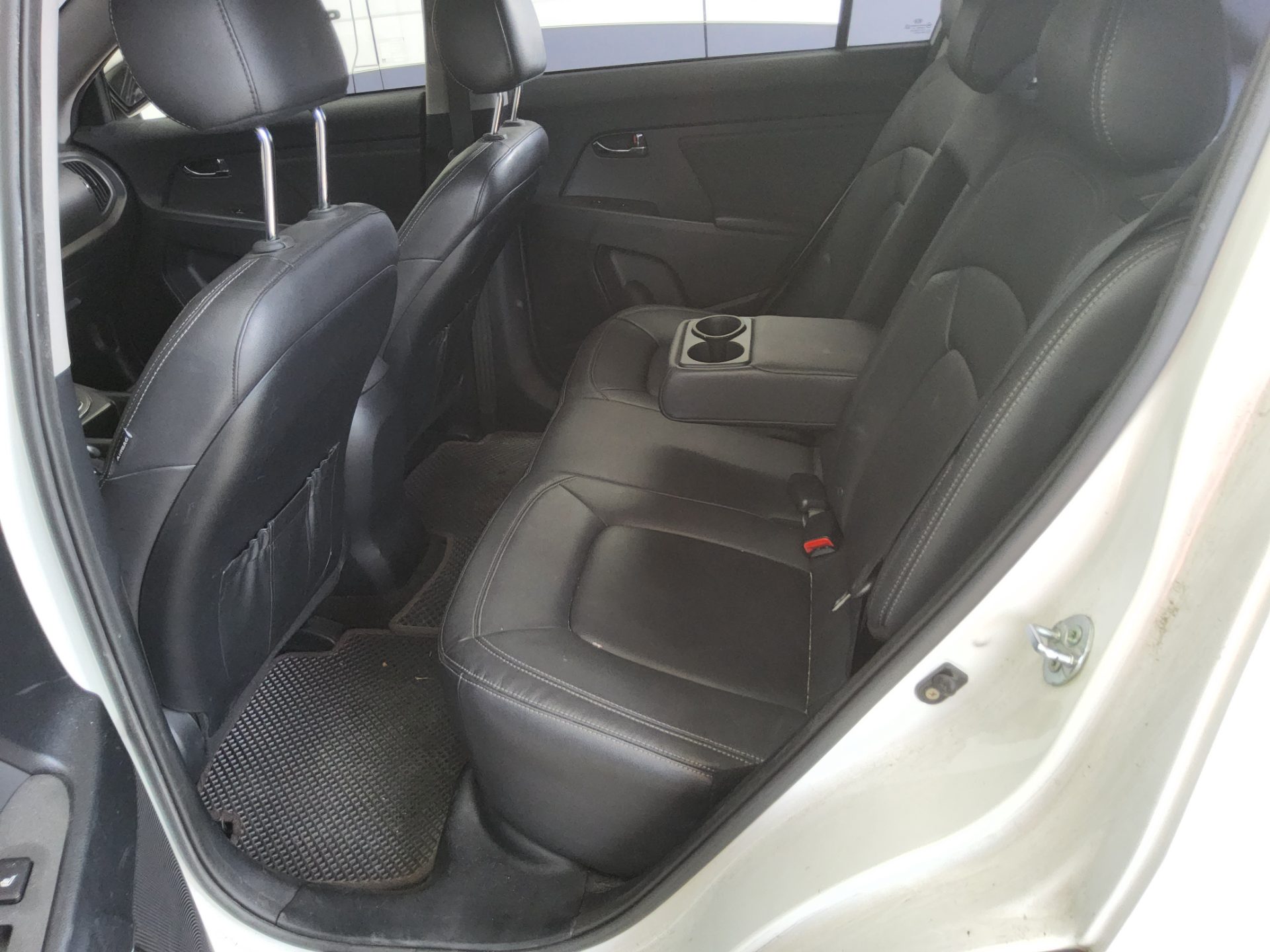 2012 - kia sportage