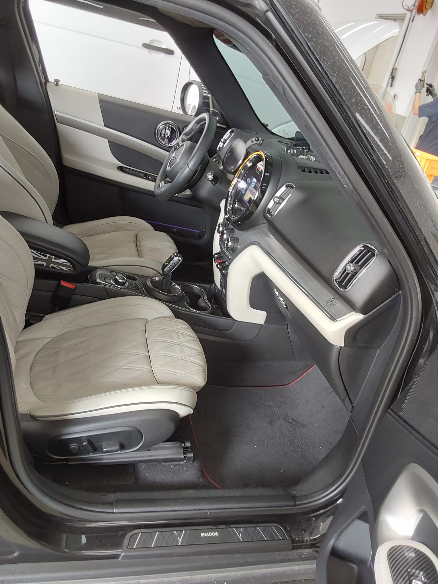 2022 - mini countryman