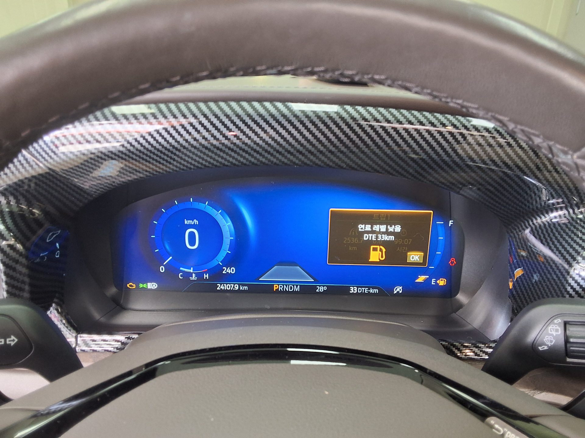 2021 - ford explorer