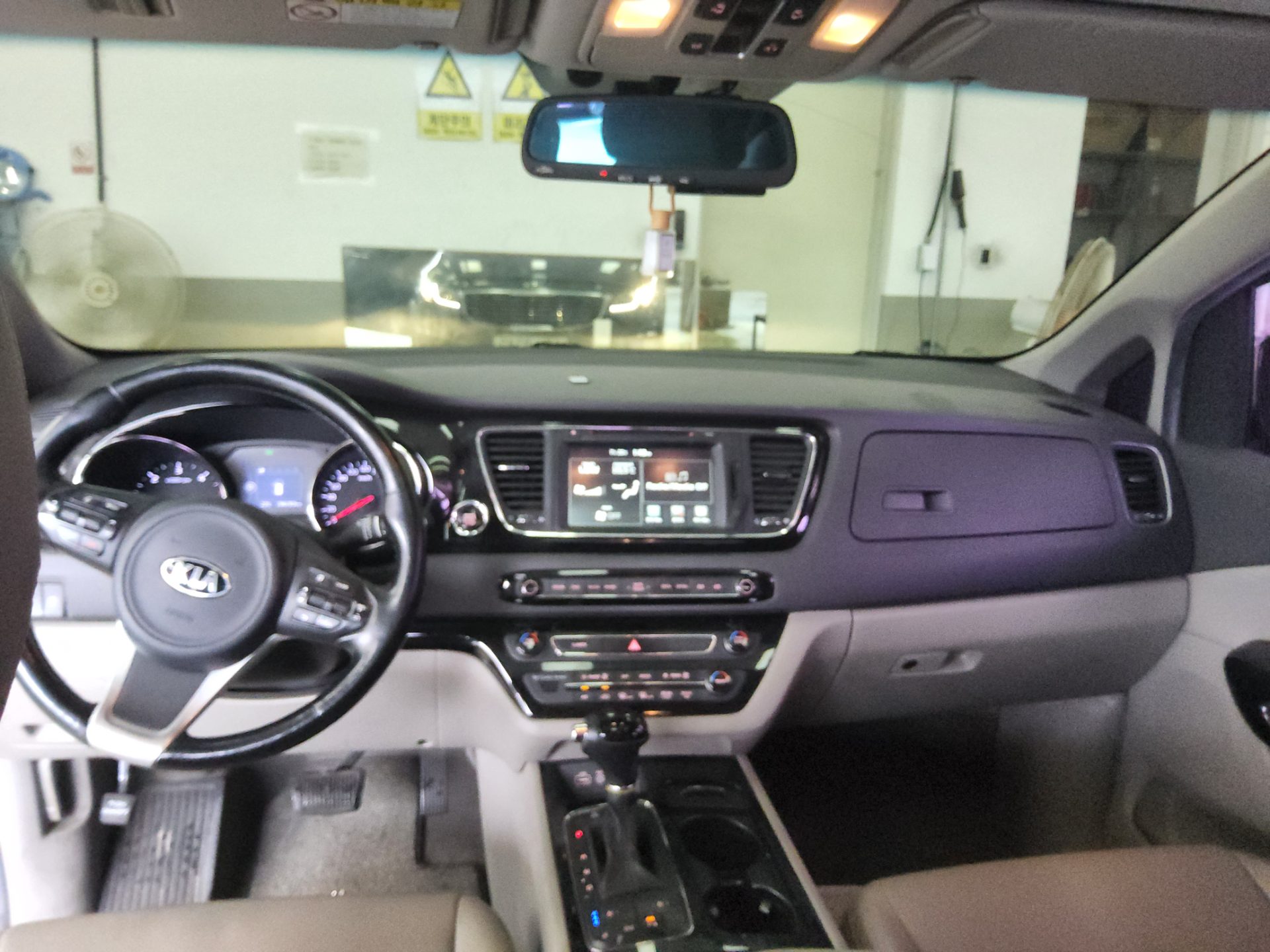 2016 - kia carnival